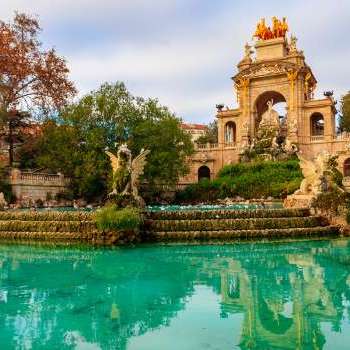 Barcellona Tickets + One-Night Hotel Stay